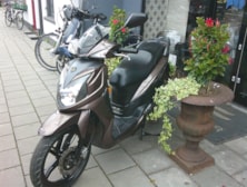 Sym symphony SR 45 km Brom Nette staat 