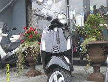 Vespa primavera 4t brom 45km nieuw staat 